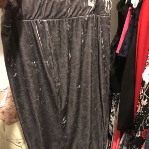 Torrid velvet pencil skirt worn once